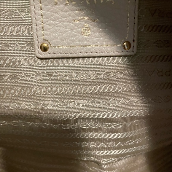 Handbag - Picture 3 of 6